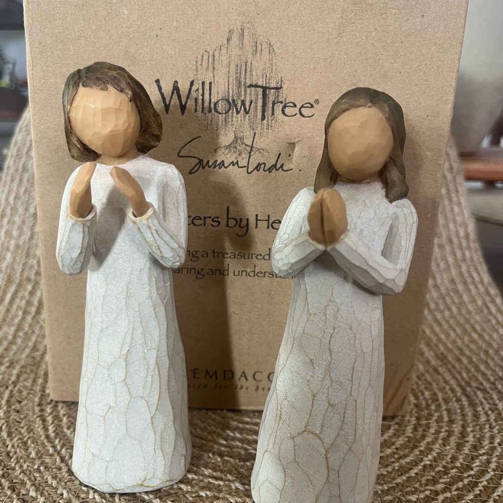 Willow Tree Figures sisters by heart set